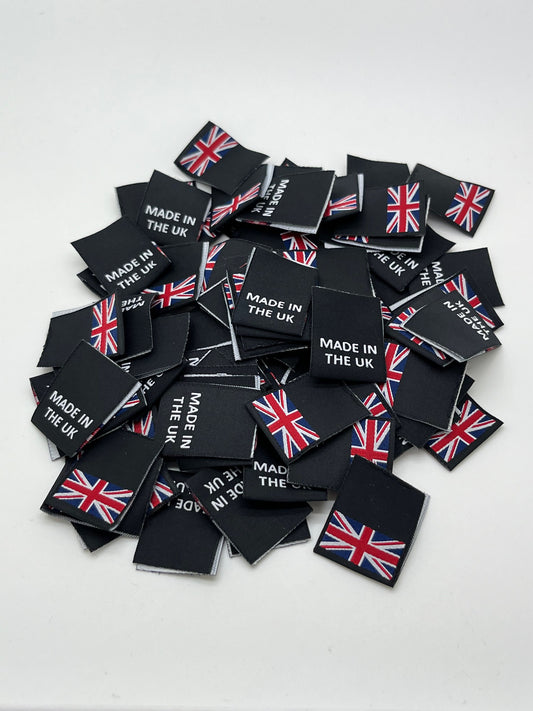 MADE IN THE UK – Loop Fold Garment Label (REF A29)